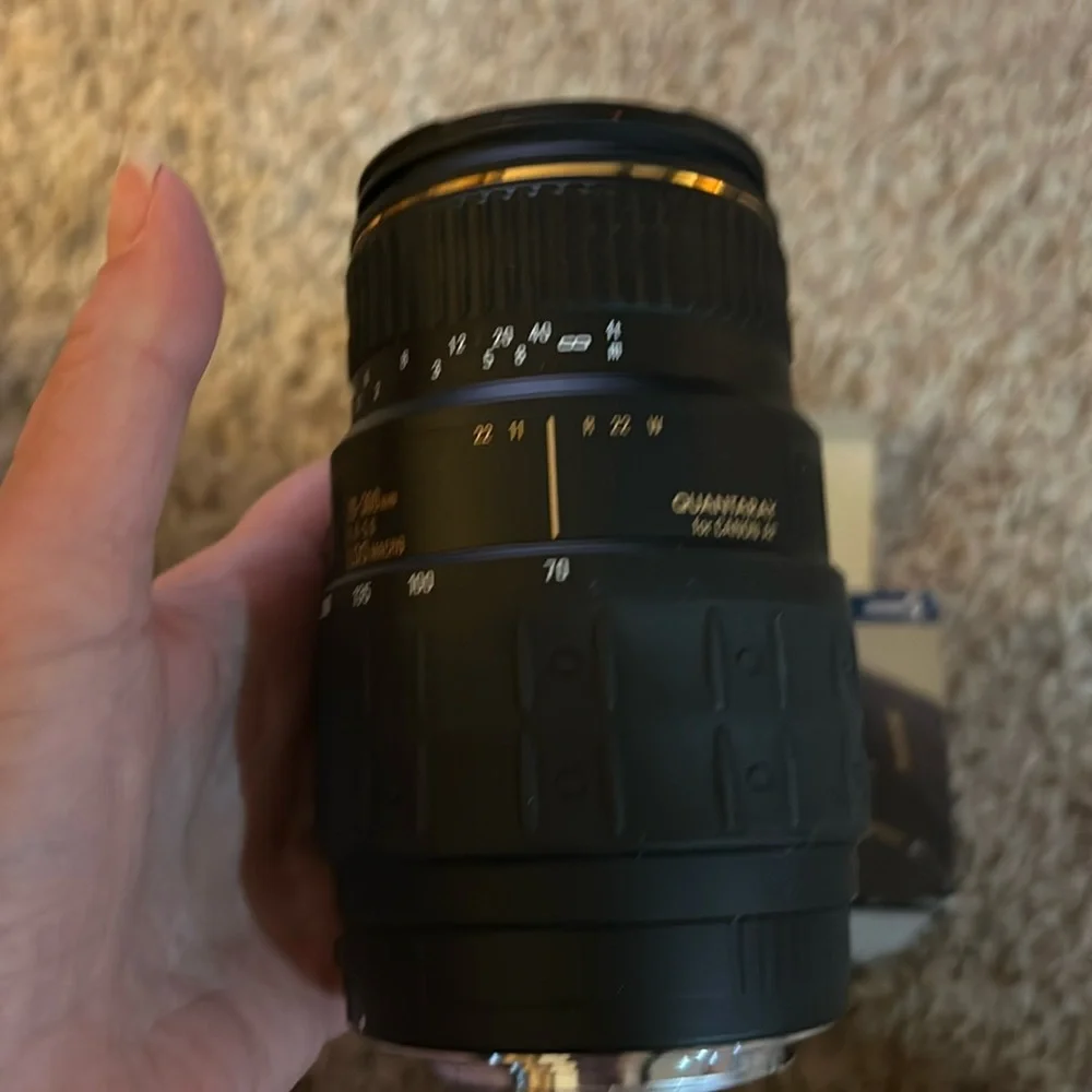 Quantaray Auto Focus zoom lens